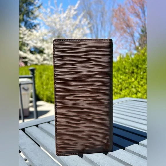 Louis Vuitton Epi Leather Brazza Wallet EUC unisex - Picture 6 of 16